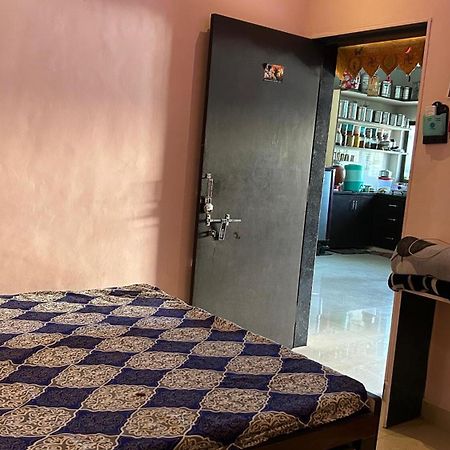 Dwarka Home Stay 2 Only Family Eksteriør bilde