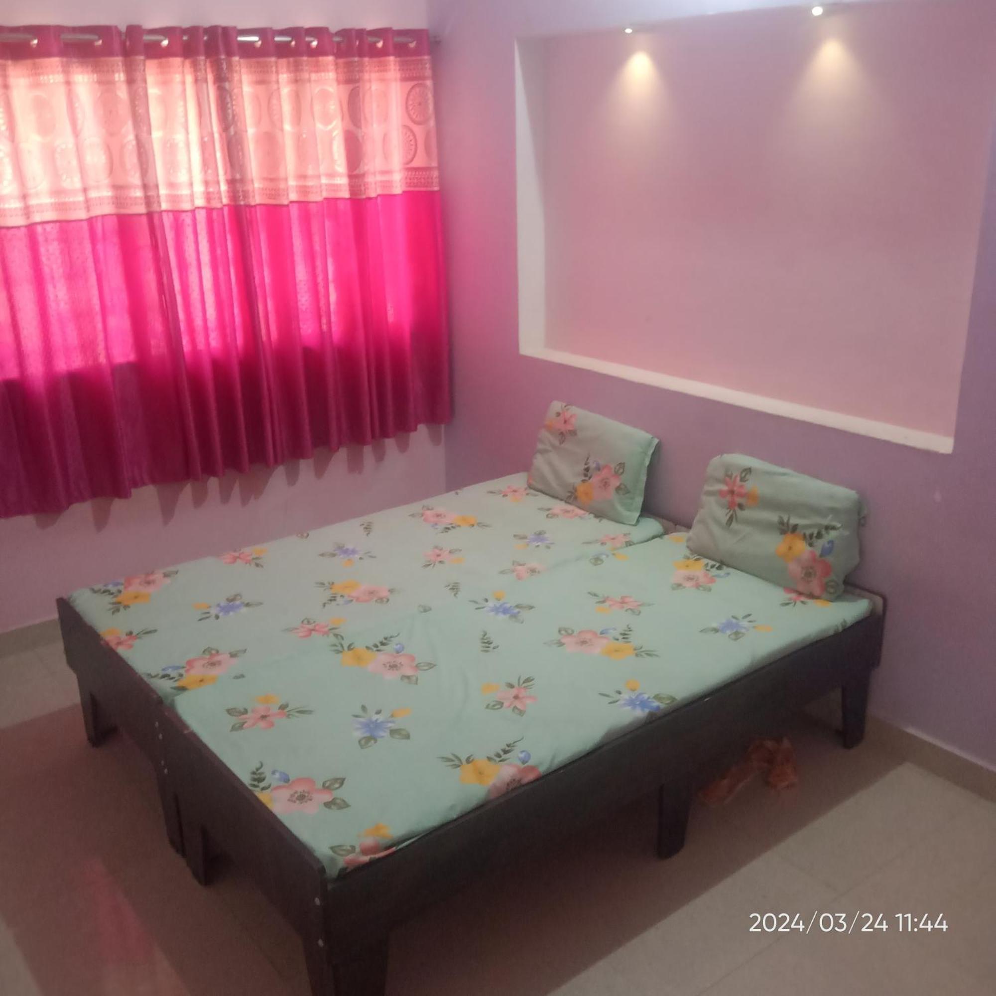 Dwarka Home Stay 2 Only Family Rom bilde
